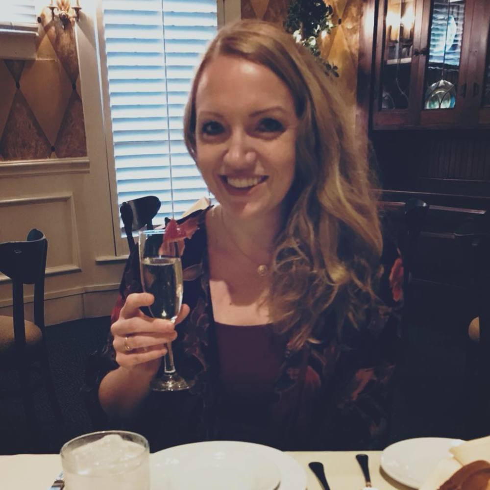 Meet your Posher, Elizabeth